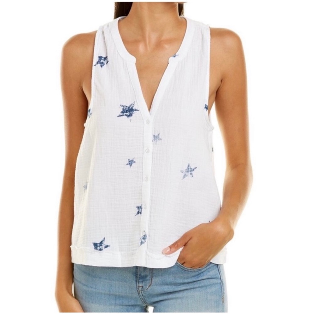 Splendid Textured Guaze Stars Print White and Blue Button Up Tank Top